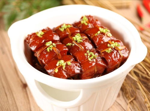 紅燒肉用冰糖還是砂糖？選錯糖色難紅亮，難怪肉不香還不入味