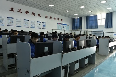 數(shù)控加工專(zhuān)業(yè)介紹 融合計(jì)算機(jī)信息技術(shù)的現(xiàn)代制造核心